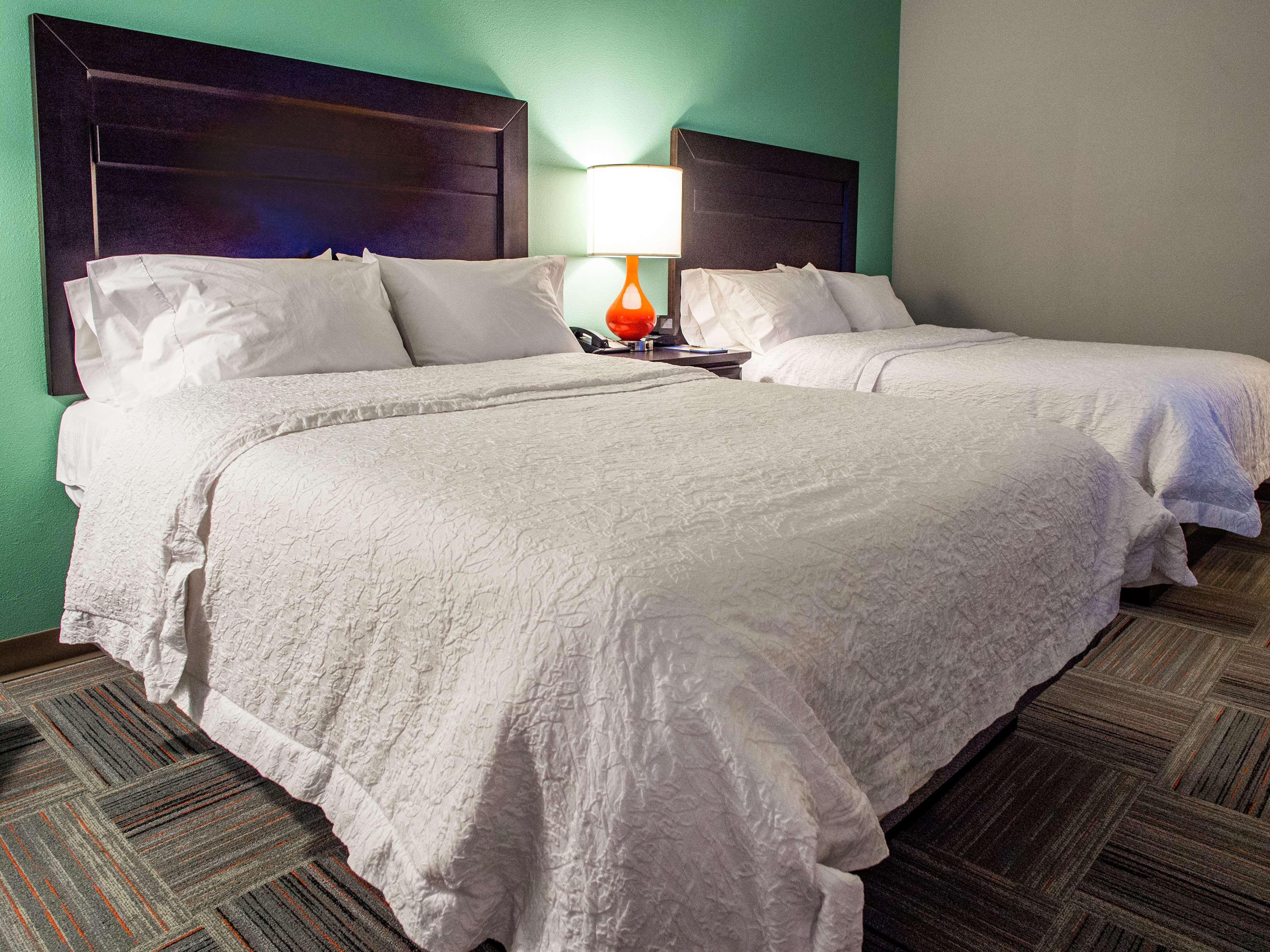 Hampton Inn Miami Bagian luar foto