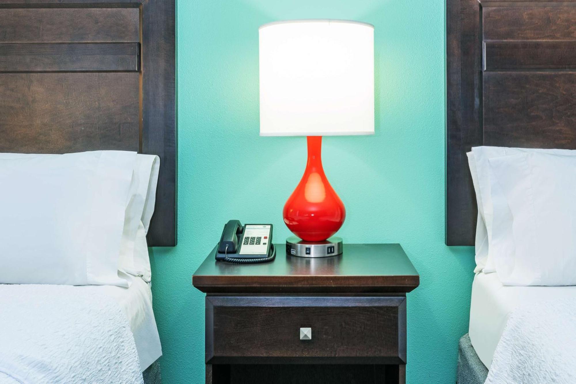 Hampton Inn Miami Bagian luar foto